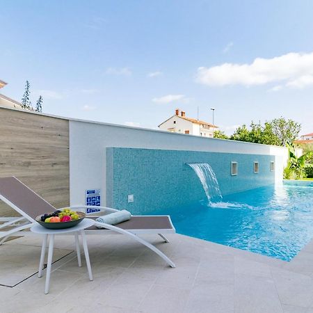 Villa Elena Deluxe Mit Whirlpool Und Beheiztem Pool Am Meer Und Wunderschoenen Blick Auf Die Brijuni Inseln Fažana Eksteriør billede