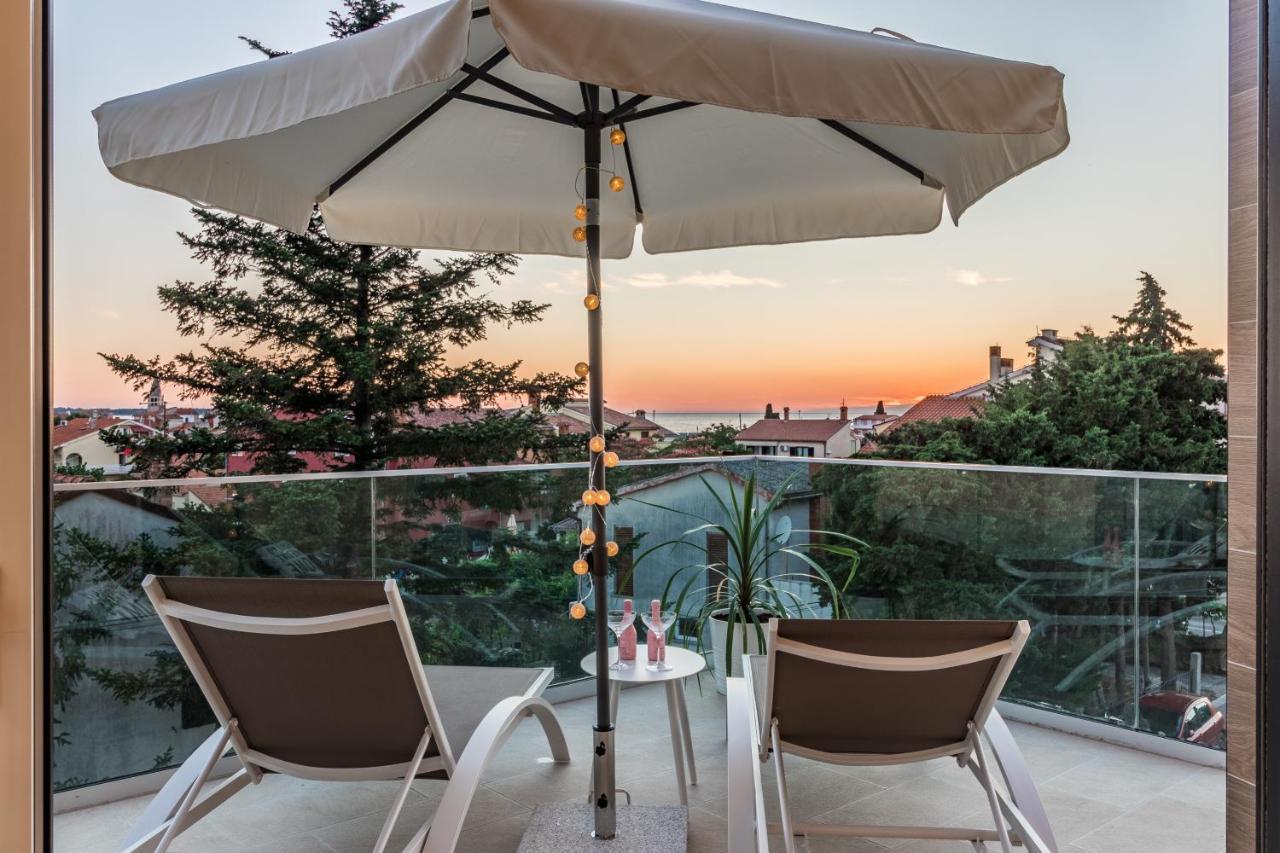 Villa Elena Deluxe Mit Whirlpool Und Beheiztem Pool Am Meer Und Wunderschoenen Blick Auf Die Brijuni Inseln Fažana Eksteriør billede