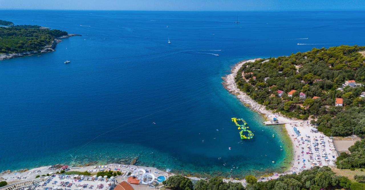 Villa Elena Deluxe Mit Whirlpool Und Beheiztem Pool Am Meer Und Wunderschoenen Blick Auf Die Brijuni Inseln Fažana Eksteriør billede